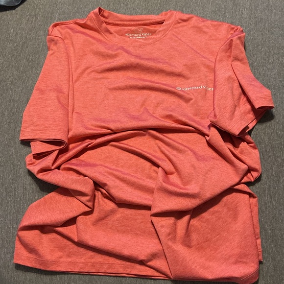 Vineyard vines performance Med t-shirt pink - Picture 7 of 9